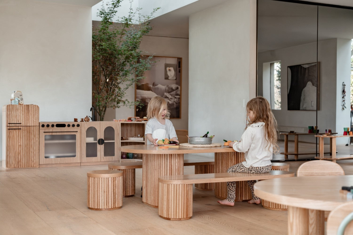 Oak Fluted Oval Table & Bench Set