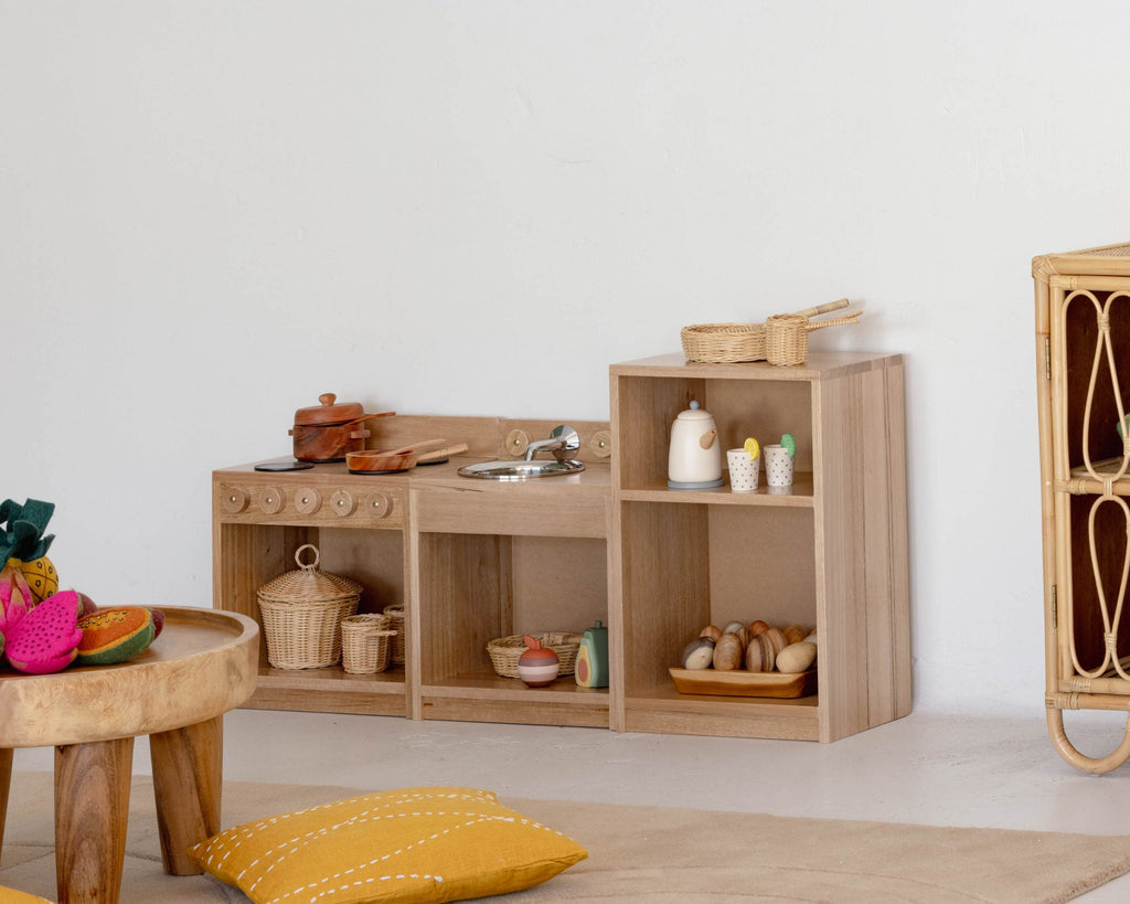 Tas Oak Baby Pantry