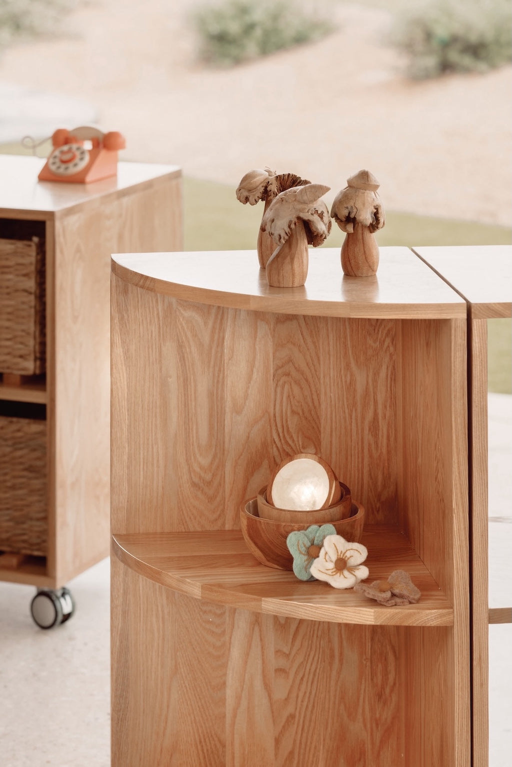 Tas Oak Flexispace Quarter Circle