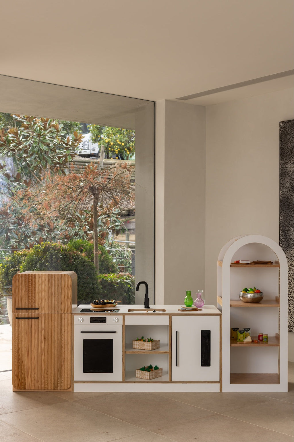 White Kinder Kitchen with Oak Fluted Fridge