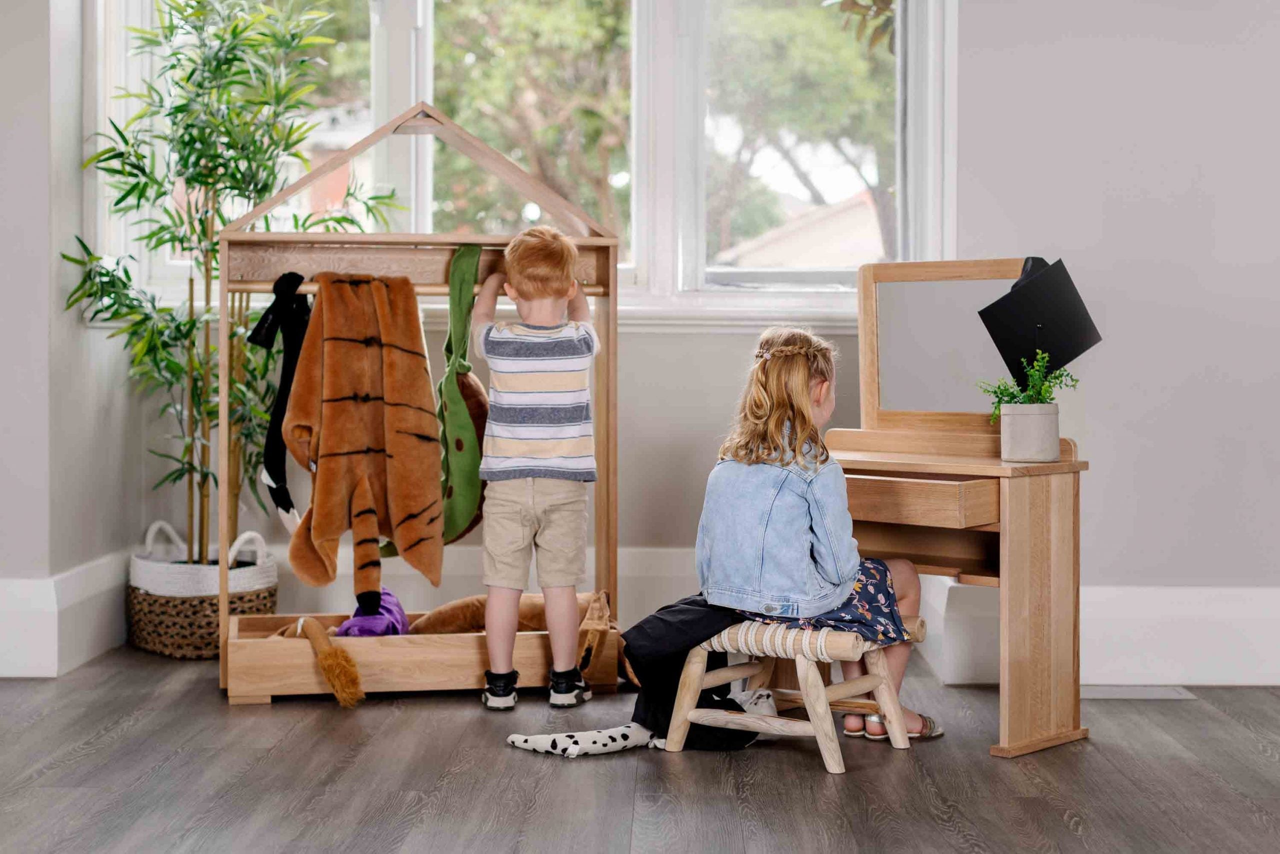 Oak Dress Up Rack