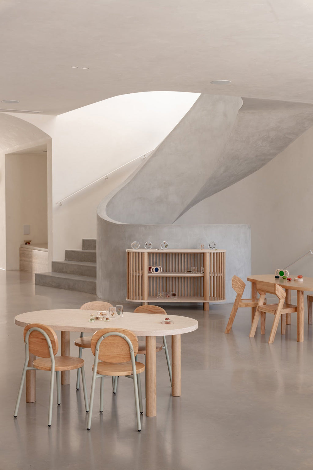 Leni Oval Travertine Table