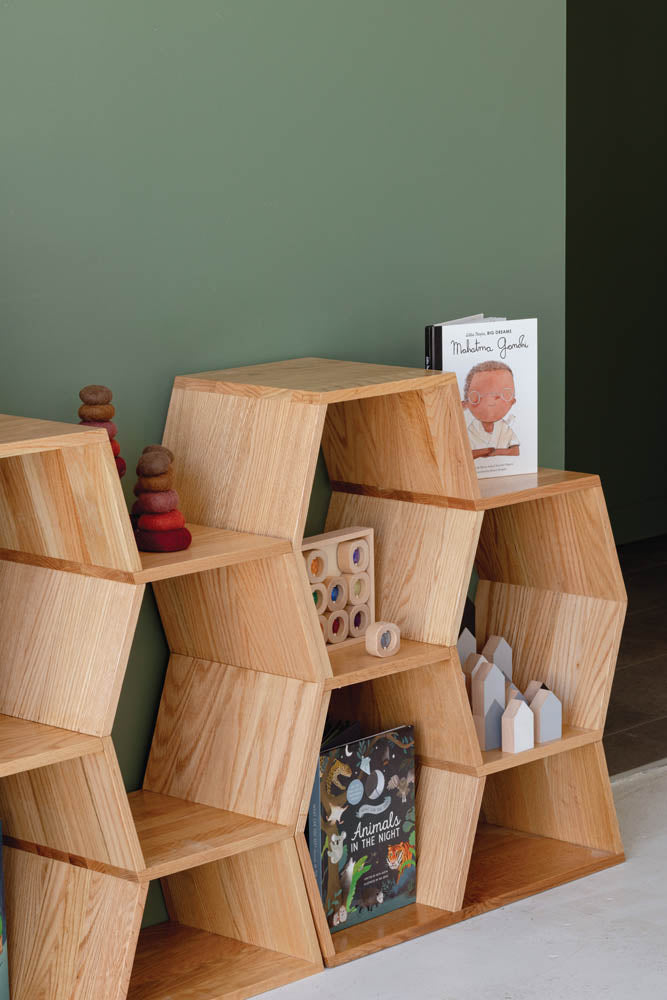 Oak Tall Honeycomb Display Shelf