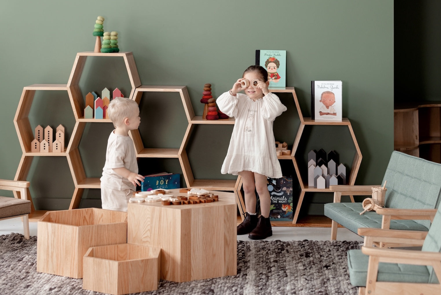 Oak Low Honeycomb Display Shelf
