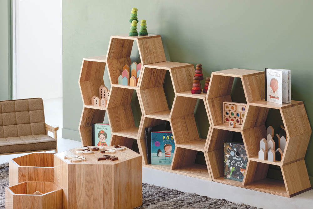 Oak Low Honeycomb Display Shelf