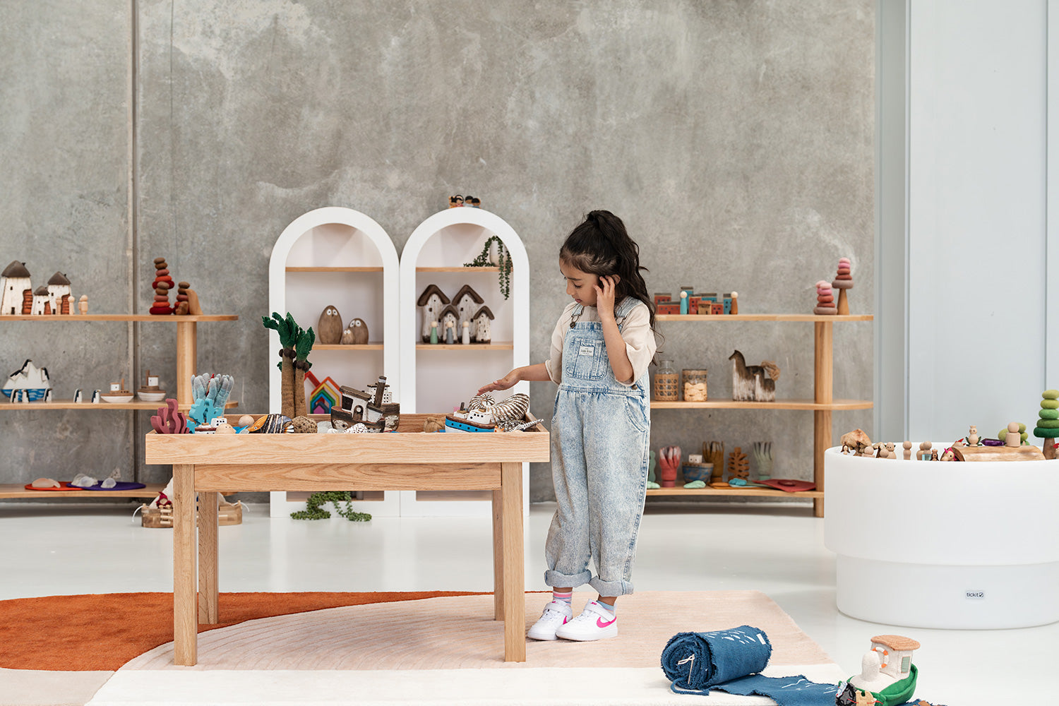 Oak Active Play & Learn Rectangle Table