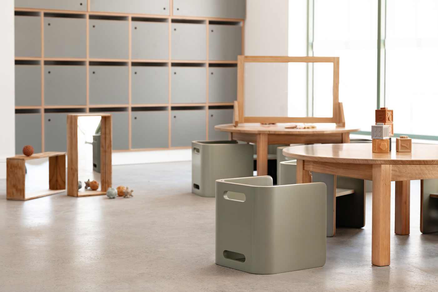 Desktop Easel