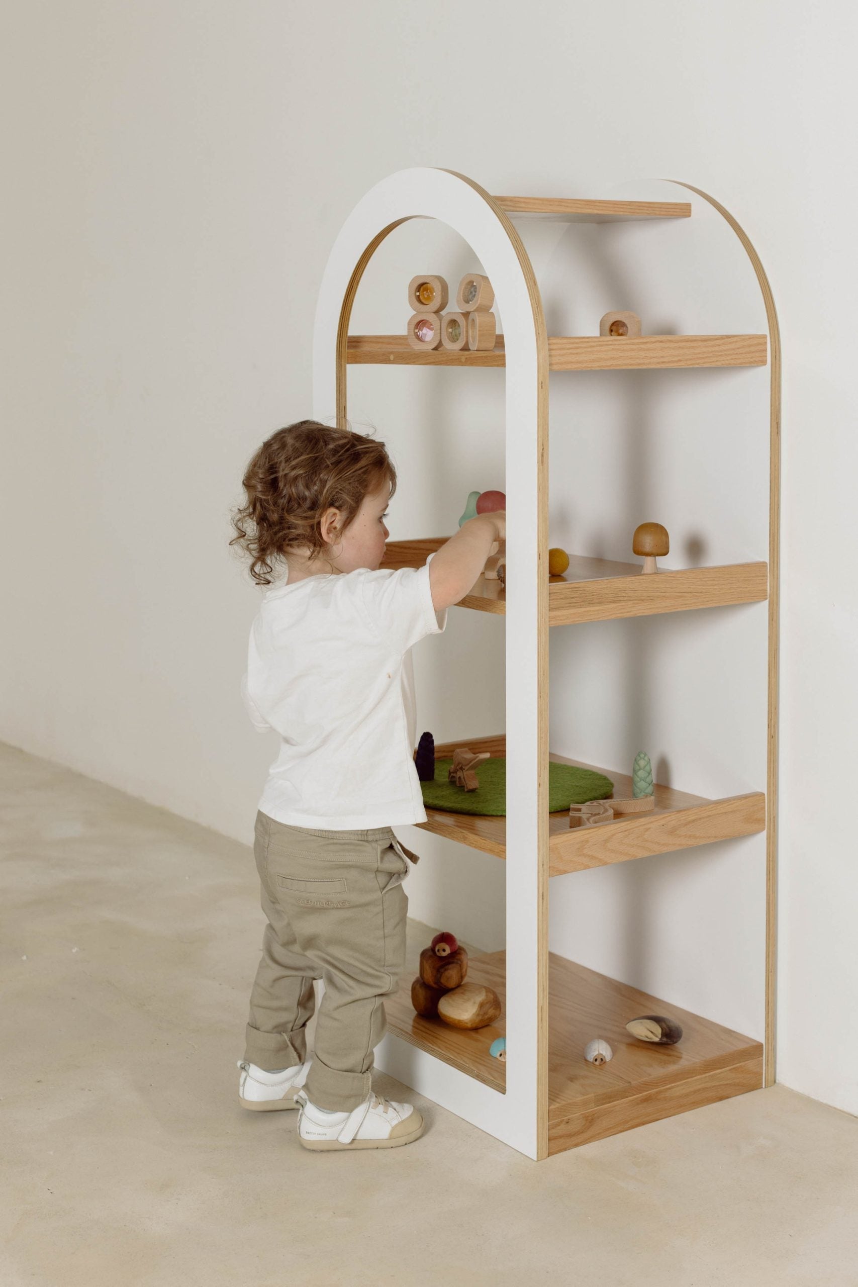Arched Shelf