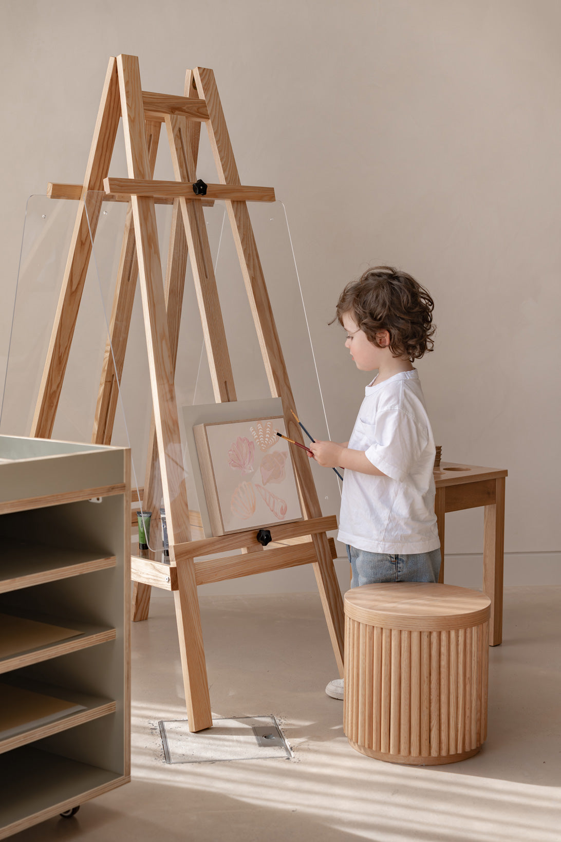 Ash Perspex Easel