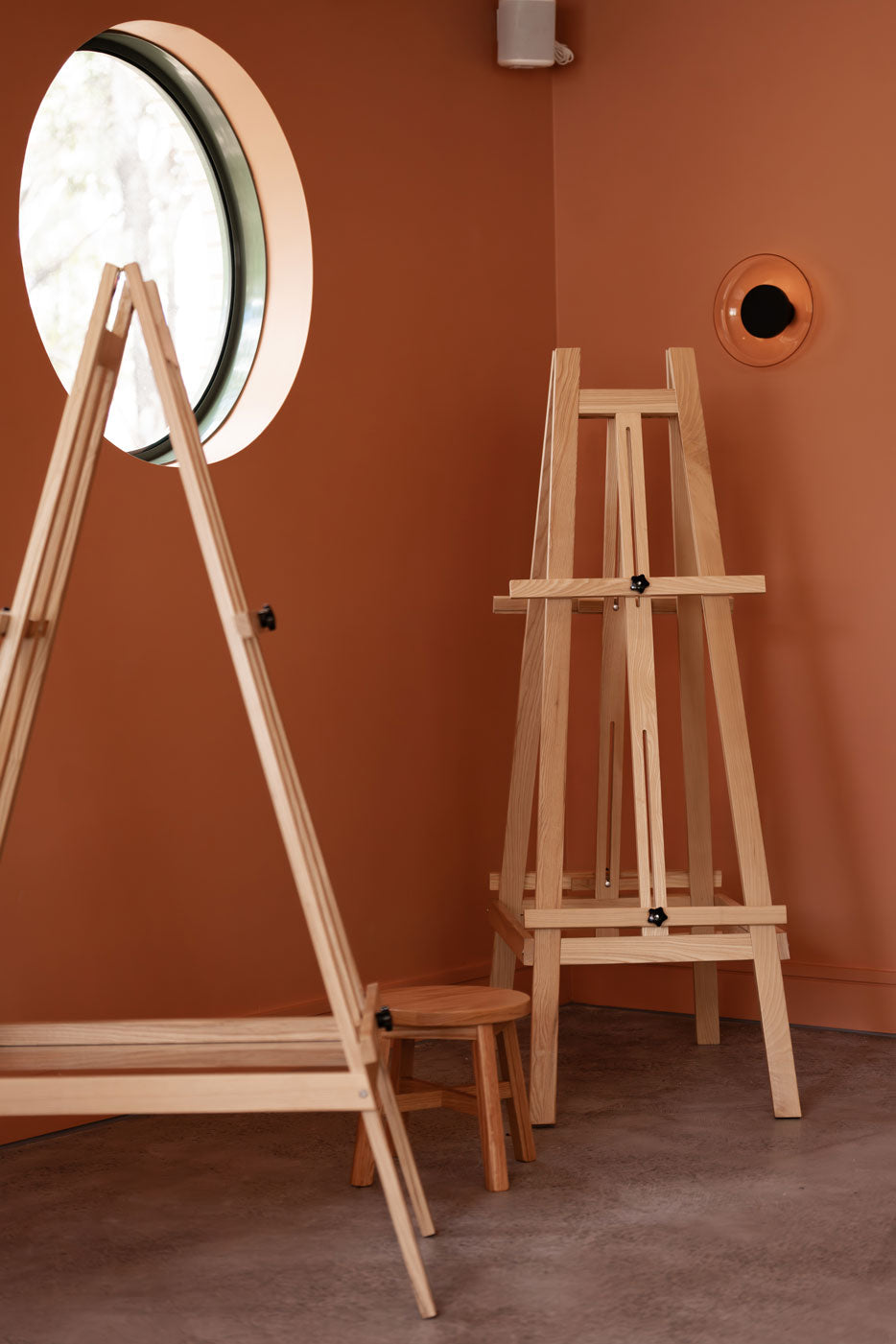 Ash Perspex Easel