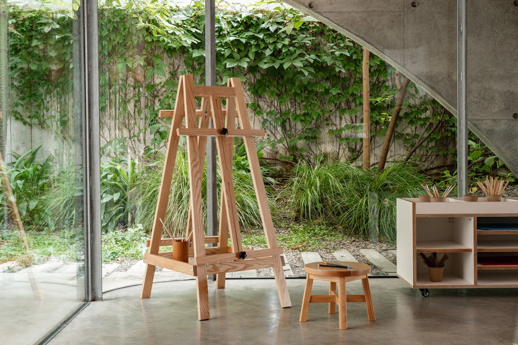 Toddler Easel