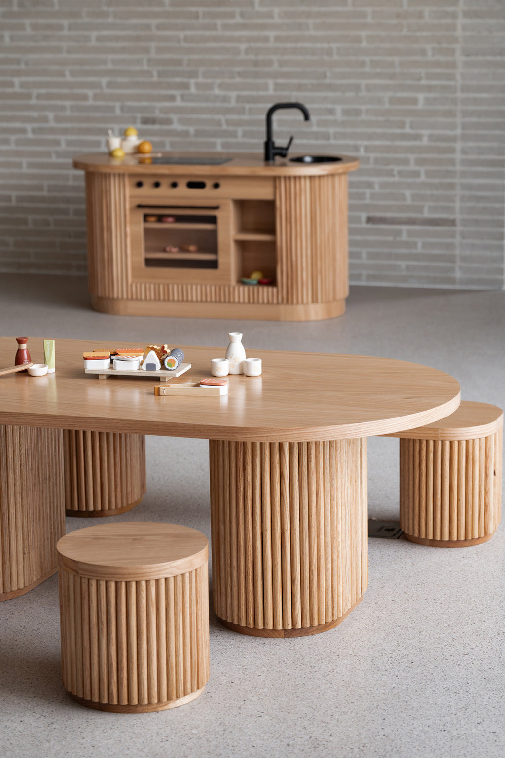 Oak Fluted Oval Table