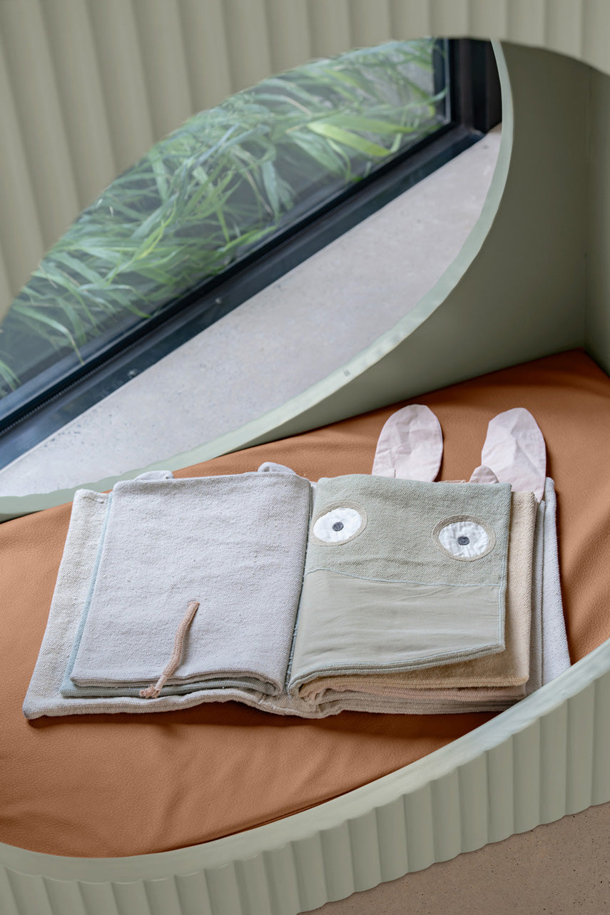 Fluted Nook – Sage