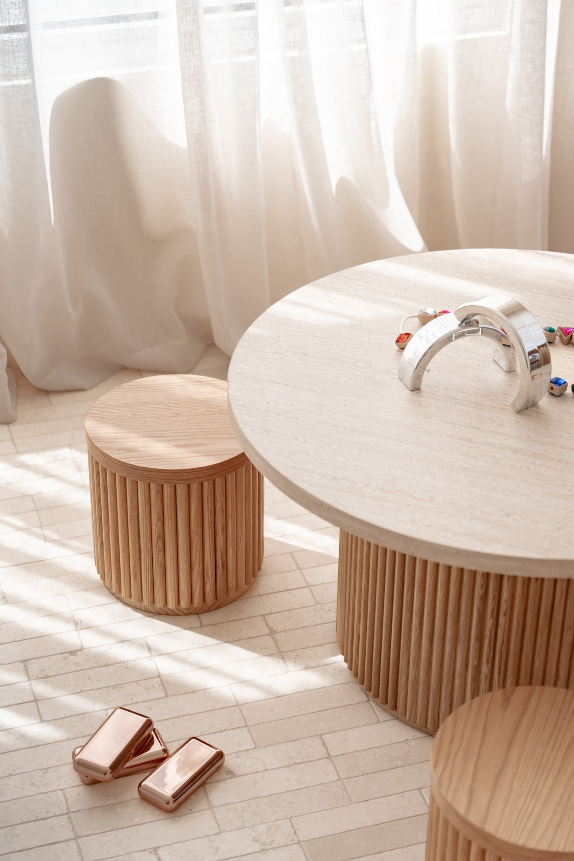 Travertine Fluted Round Table