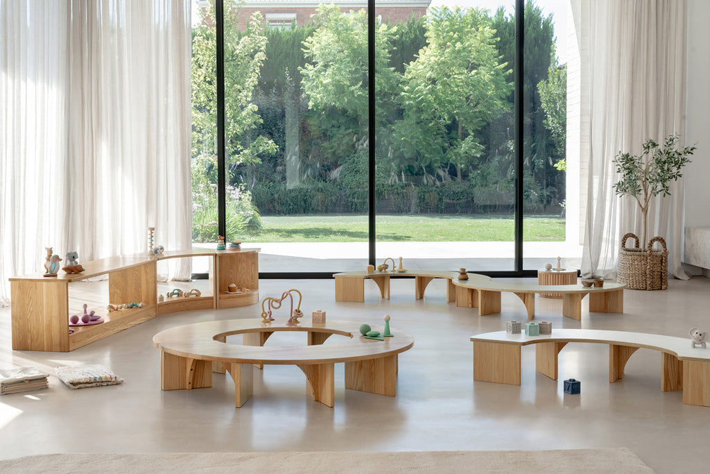 Half Circle Baby Table White