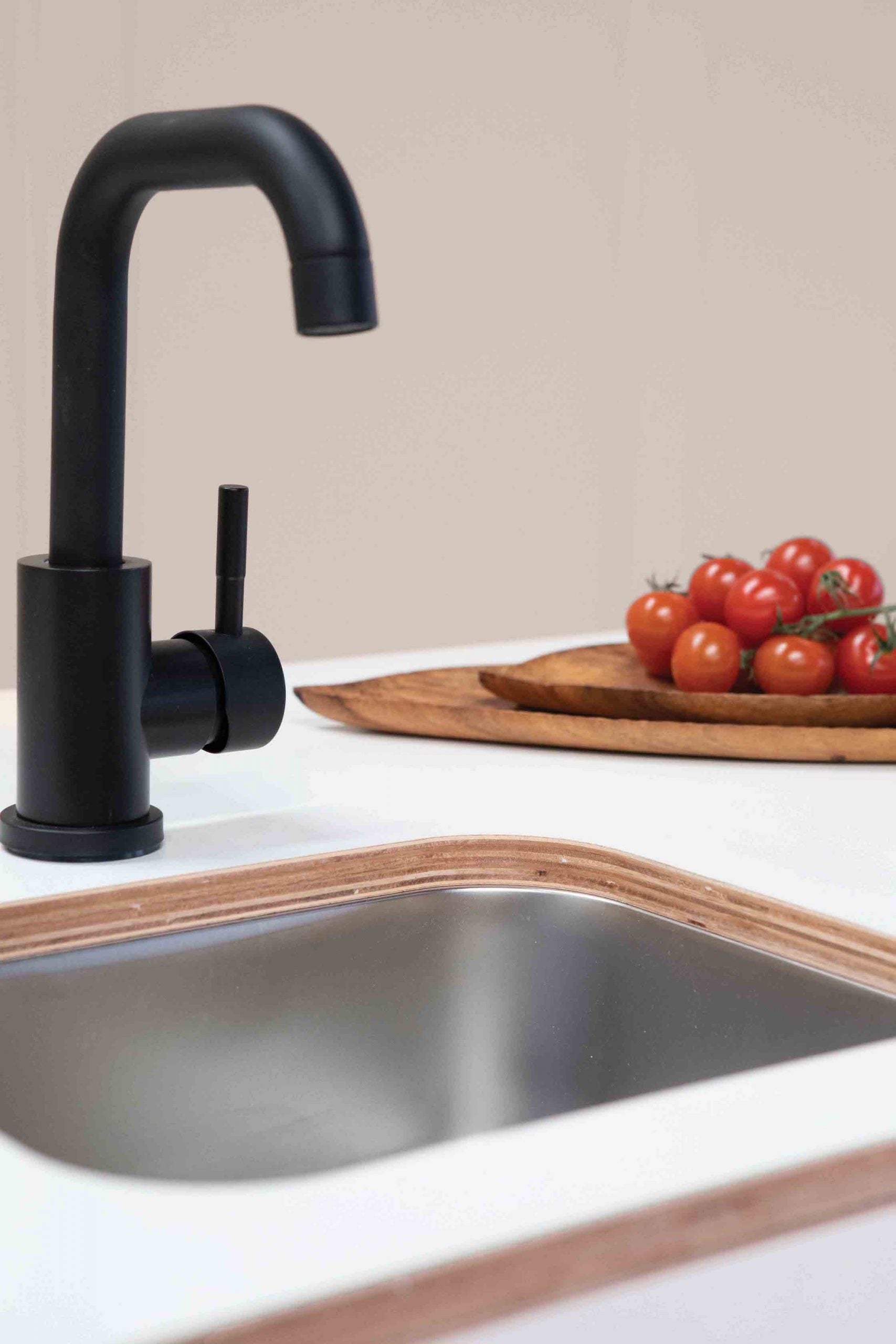 Kitchen & Breakfast Bar Kinder