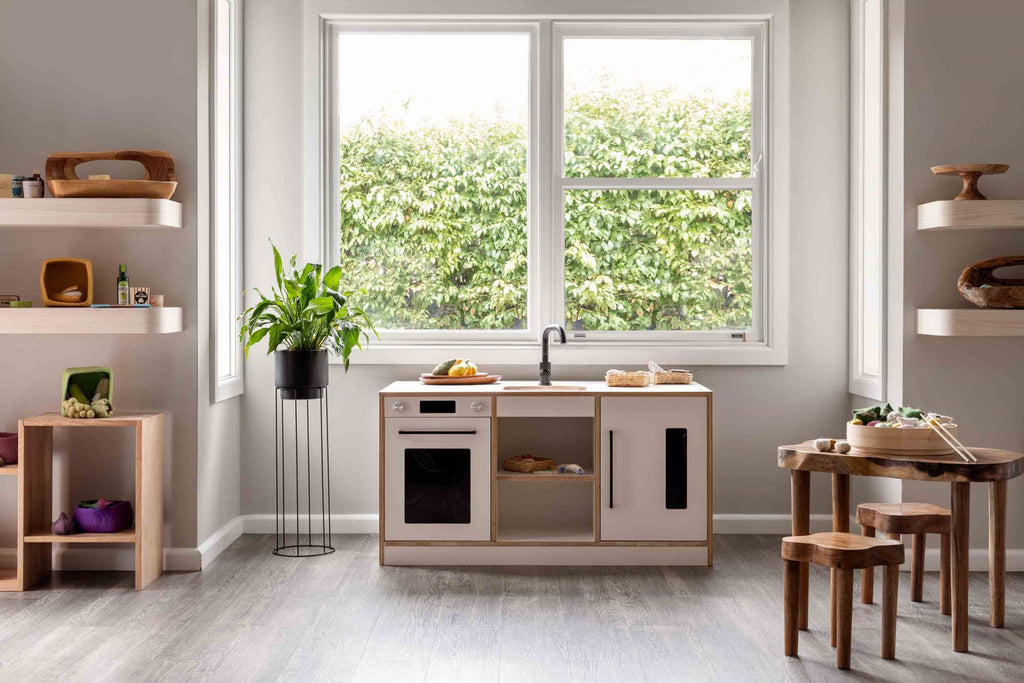 Kitchen & Breakfast Bar Kinder