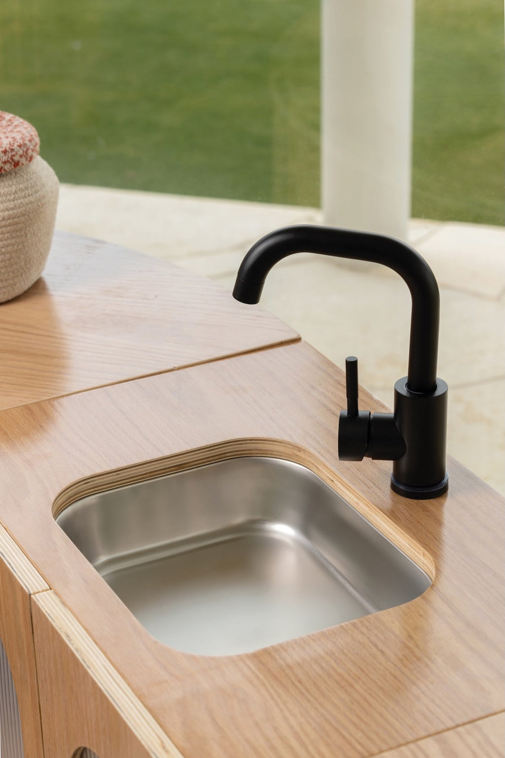 Oak Fluted Sink