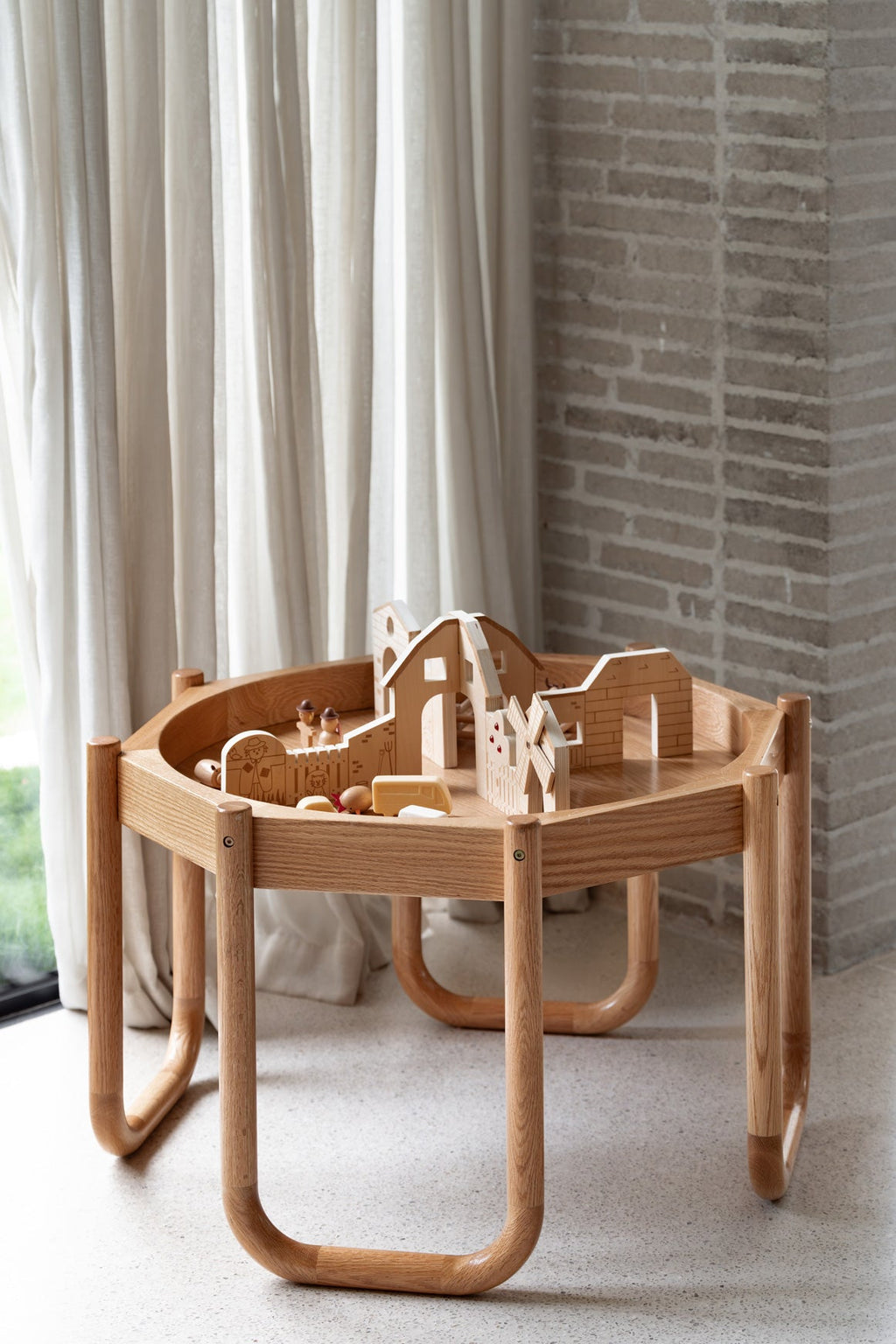 Oak Learning Station