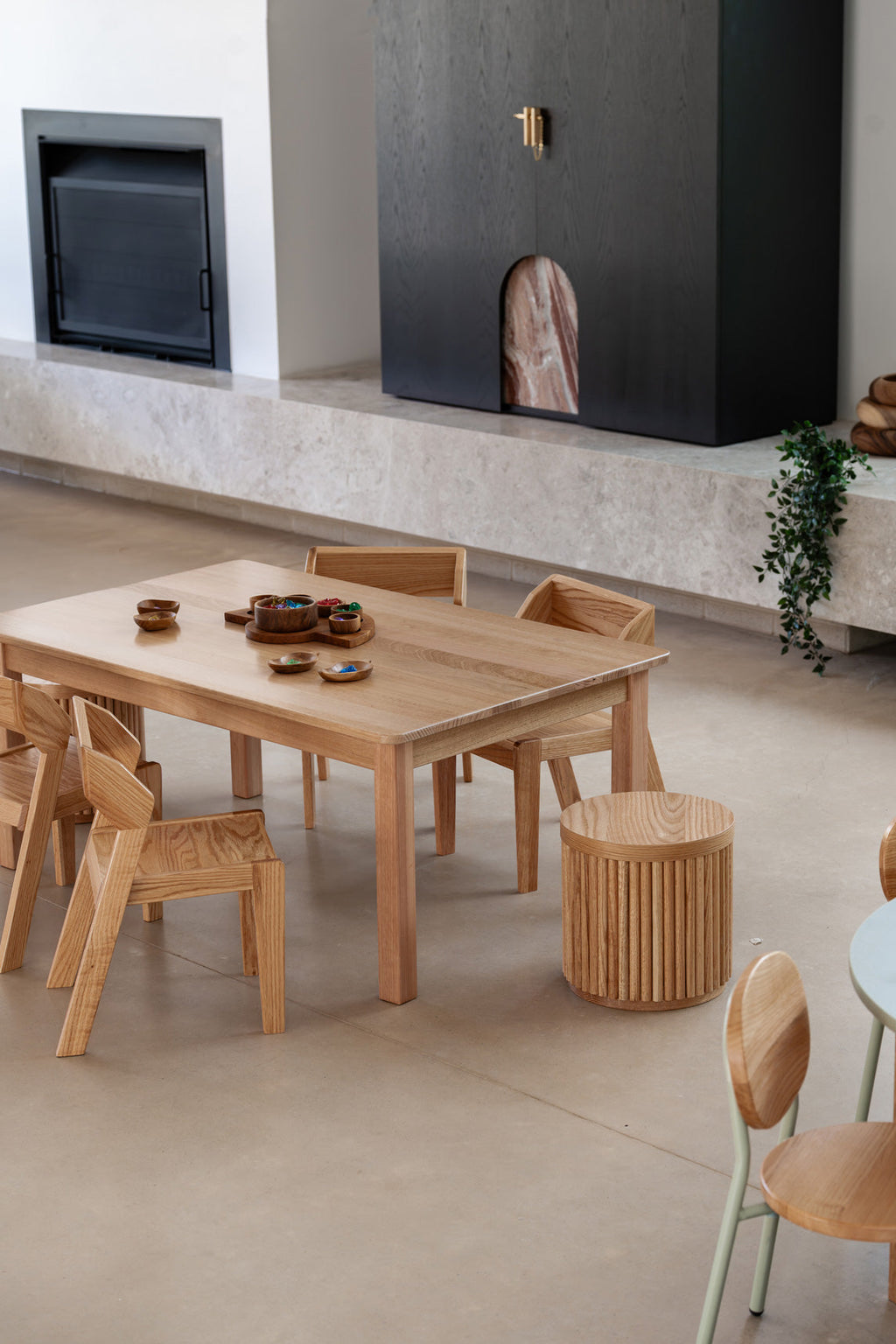 Tas Oak Hardwood Rectangle Table 1200x29.5 in
