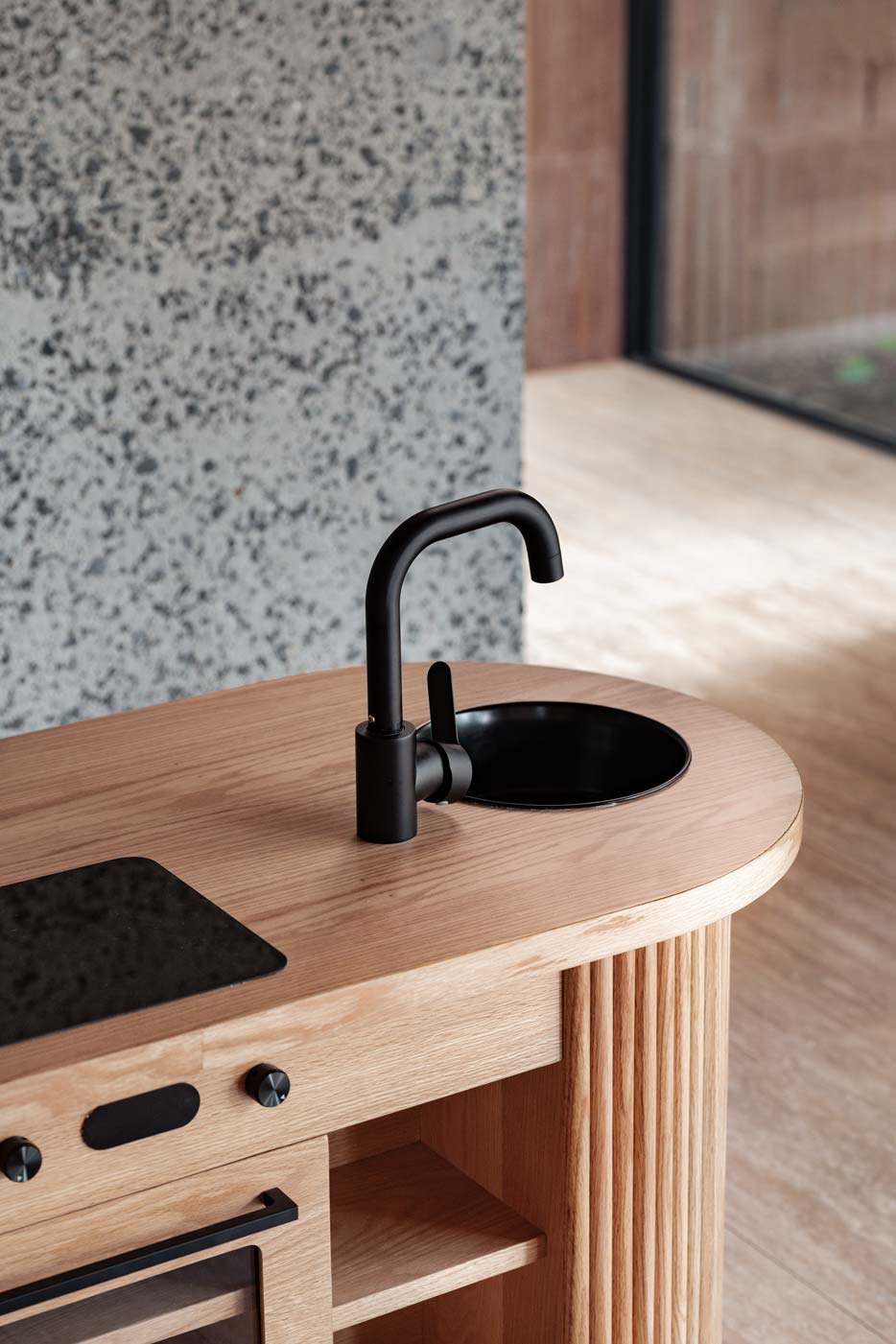 Oak Fluted Oval Kitchen – additional product view